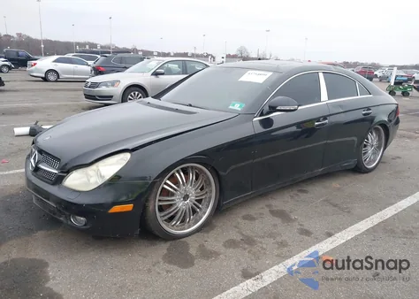 2007 Mercedes-Benz Cls 550 z USA, uszkodzony, nr VIN WDDDJ72X77A080506